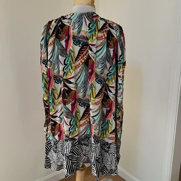 New! Anna and Ava OS printed multi duster/Cover up.